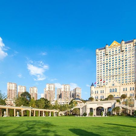 Hotel Wyndham Grand Kunming East Esterno foto