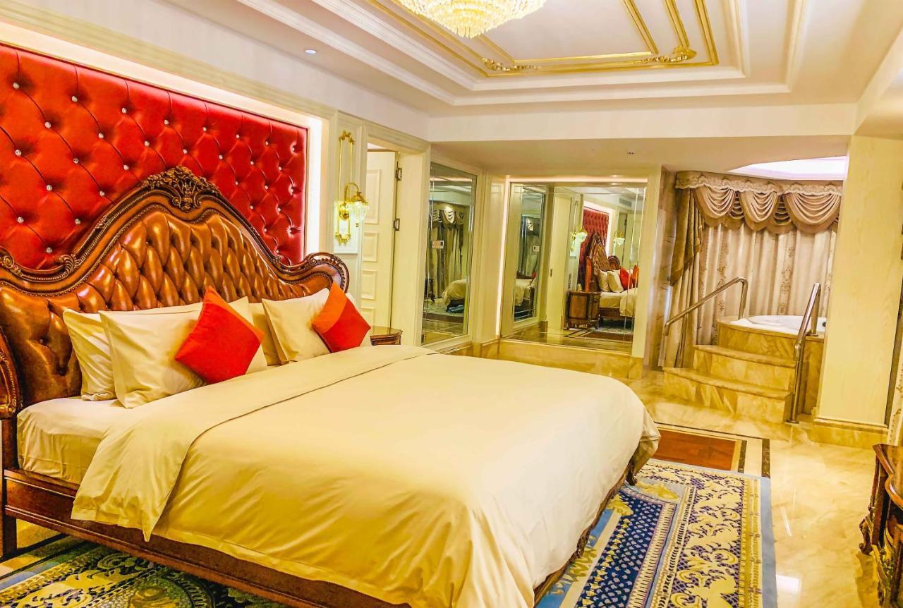 Hotel Wyndham Grand Kunming East Esterno foto