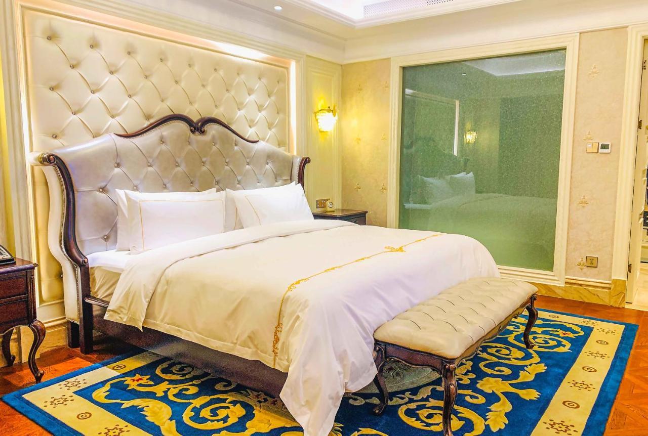 Hotel Wyndham Grand Kunming East Esterno foto