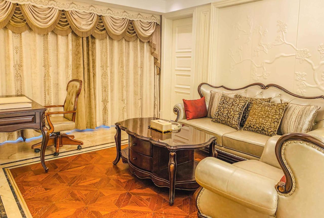 Hotel Wyndham Grand Kunming East Esterno foto