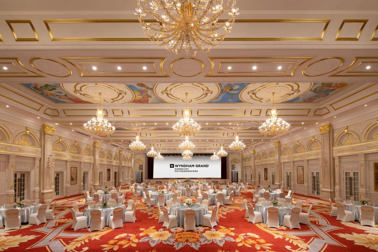 Hotel Wyndham Grand Kunming East Esterno foto
