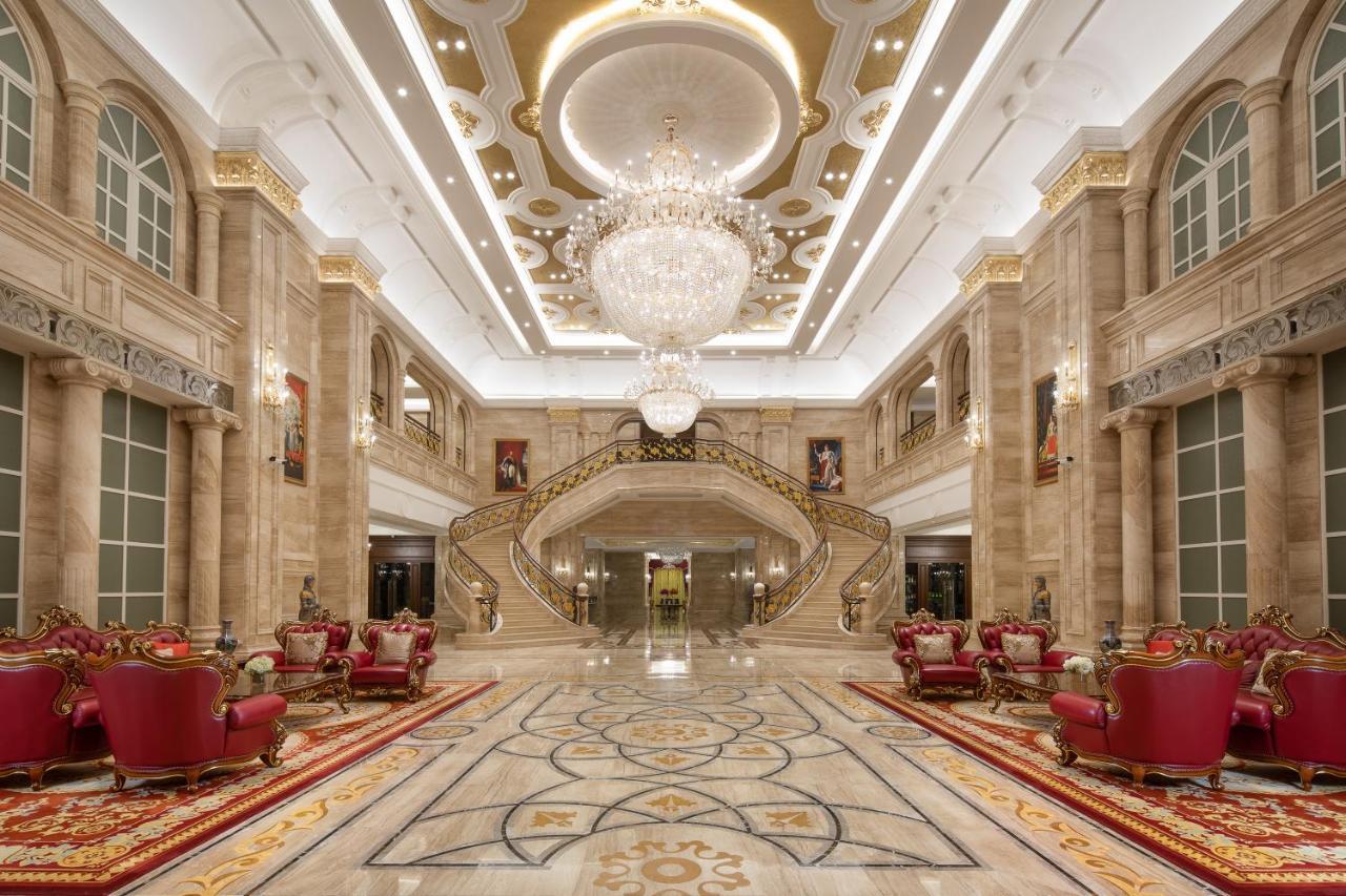 Hotel Wyndham Grand Kunming East Esterno foto