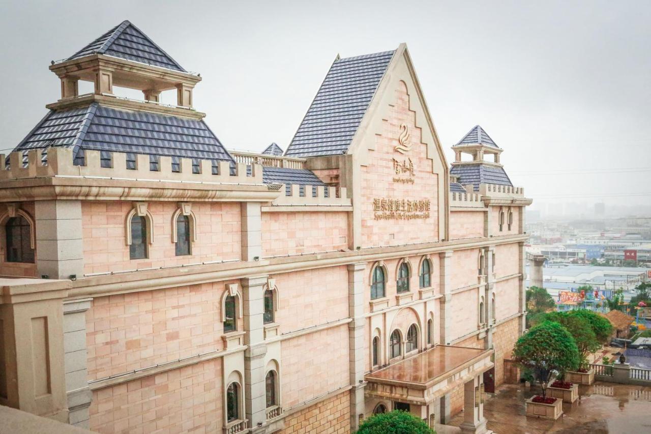 Hotel Wyndham Grand Kunming East Esterno foto