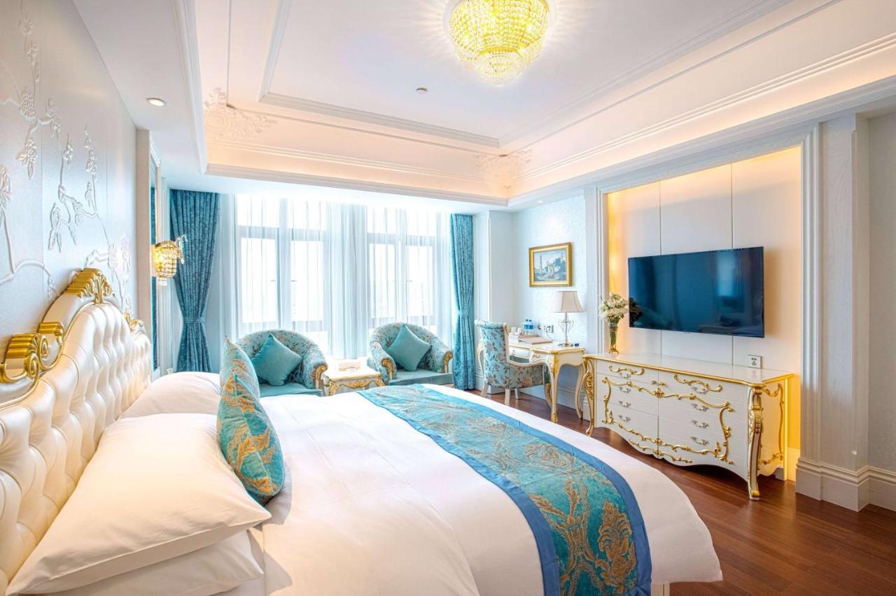 Hotel Wyndham Grand Kunming East Esterno foto