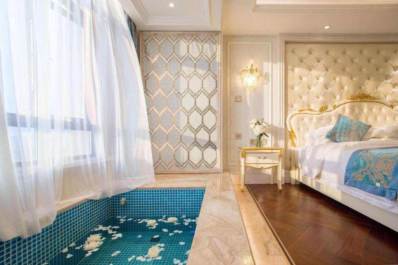 Hotel Wyndham Grand Kunming East Esterno foto