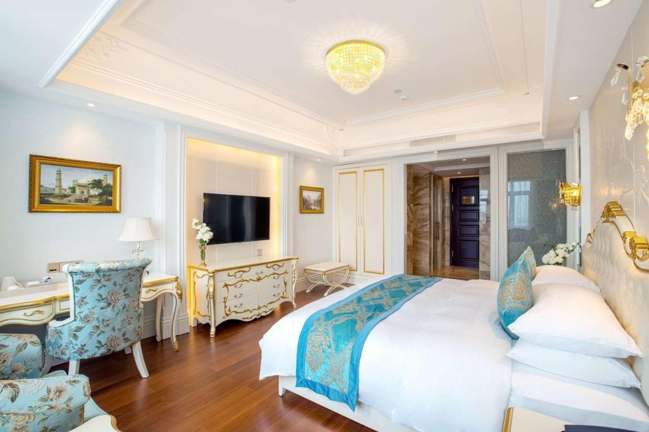 Hotel Wyndham Grand Kunming East Esterno foto