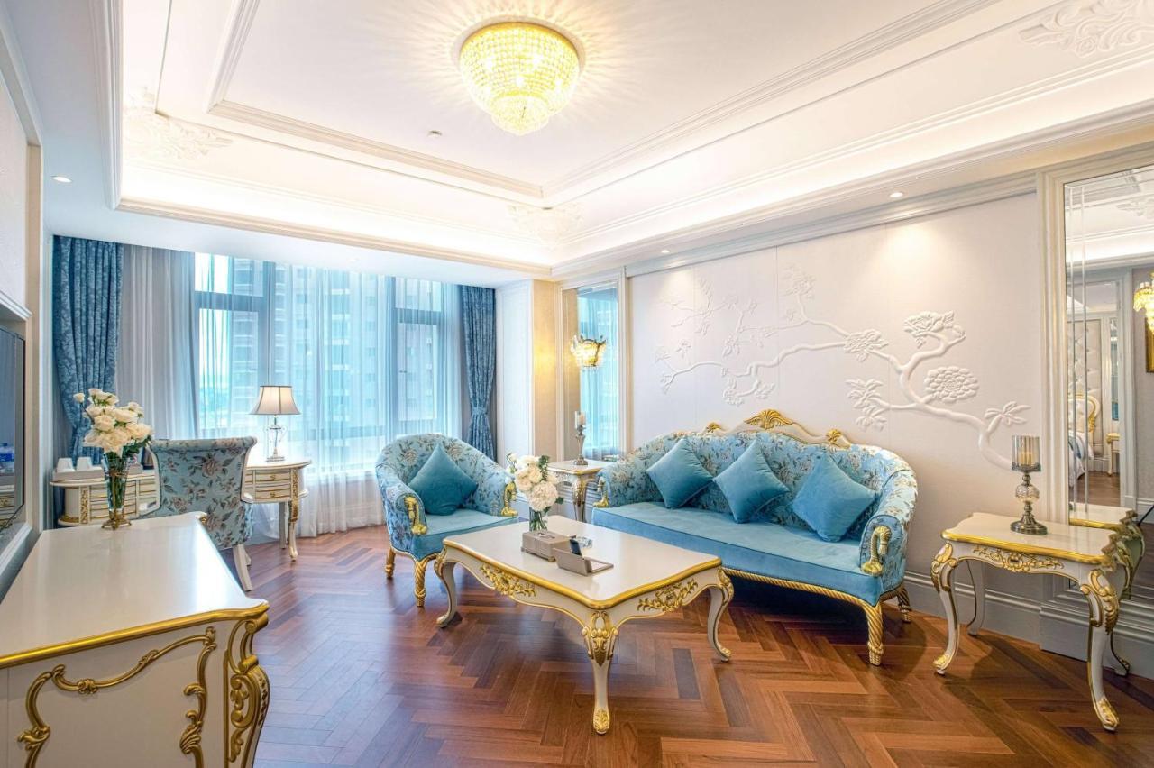 Hotel Wyndham Grand Kunming East Esterno foto